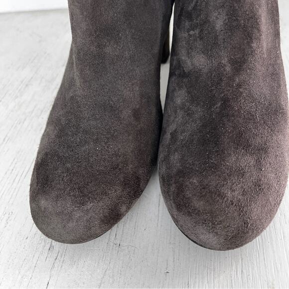 Clarks Brown Suede Ankle Boots Block Heel Button detail size 8 - Picture 8 of 15